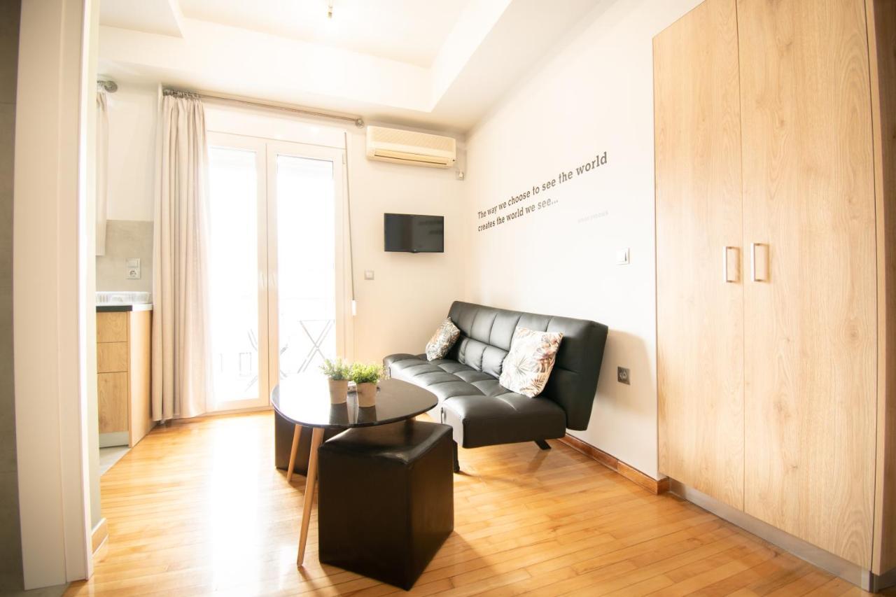 Hidden Gem Acropolis View Apartment เอเธนส์ ภายนอก รูปภาพ