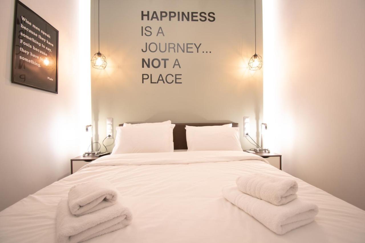 Hidden Gem Acropolis View Apartment เอเธนส์ ภายนอก รูปภาพ